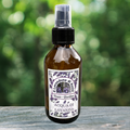 acqua di lavanda idrolato puro prodotto cosmetico naturale tonico viso skin care beauty routine idea regalo benessere