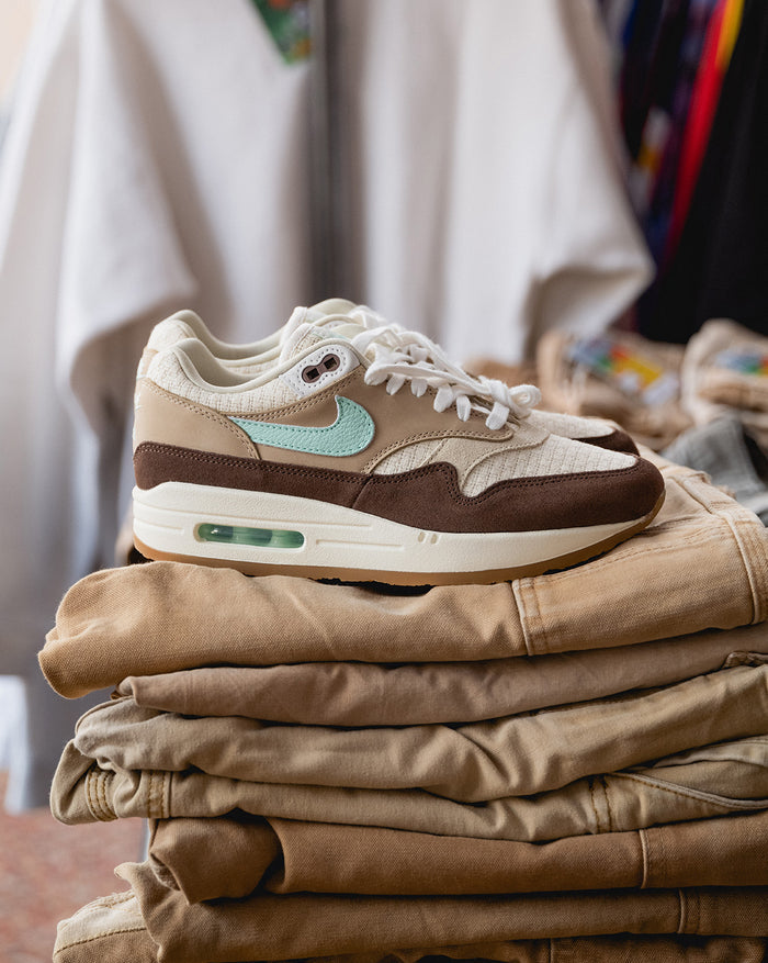Nike Air Max 1 Premium QS 2 *Crepe Hemp* onfeet
