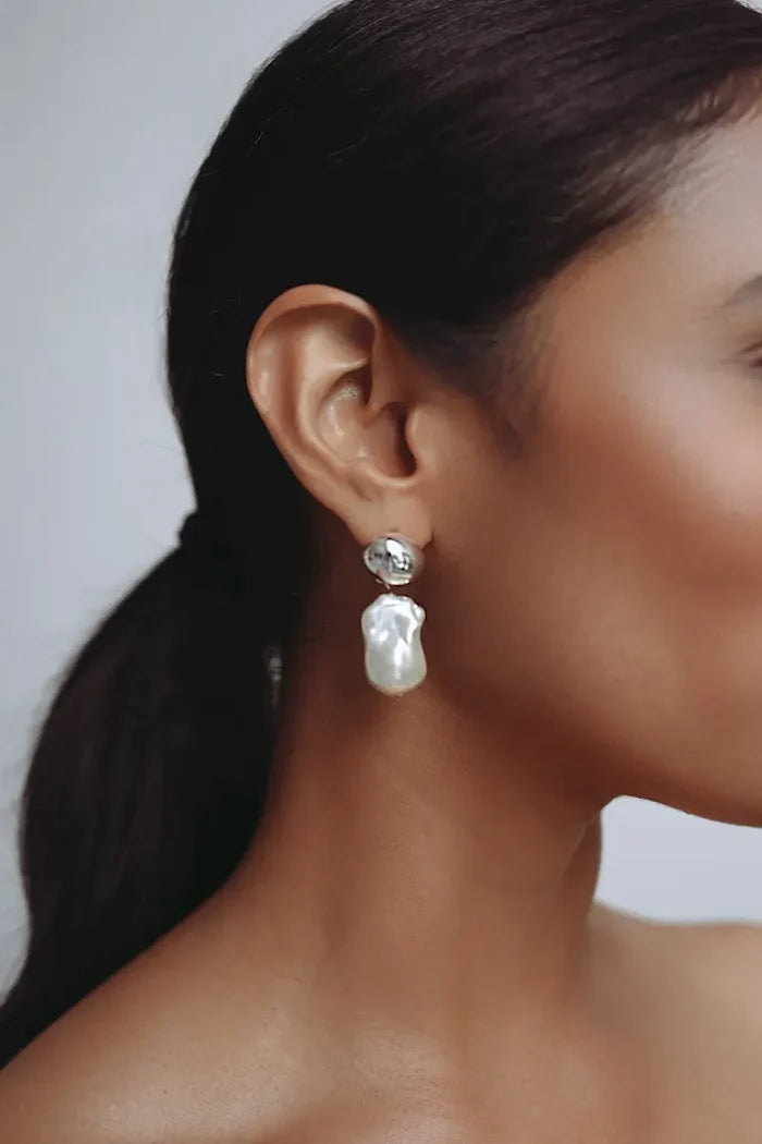 Aurelia Metal and Pearl Drop Earring