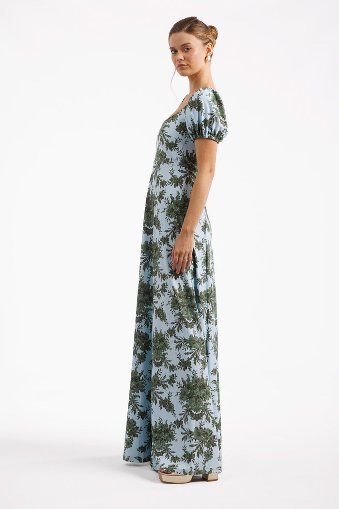 Elizabeth Dress in Palace Hall