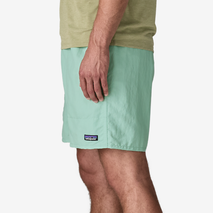 Model is 185cm wearing a size medium