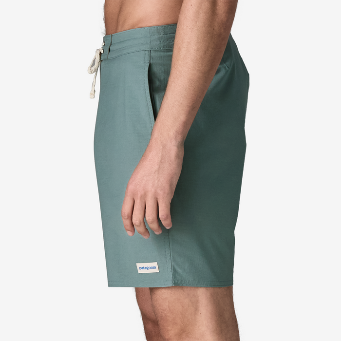 Model is 185cm wearing a size 32