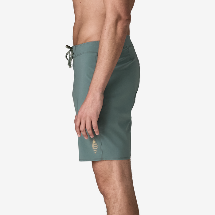 Model is 185cm wearing a size 32
