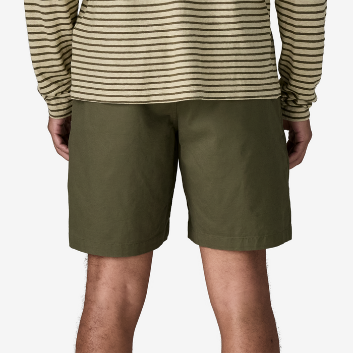 Model is 185cm wearing a size 32