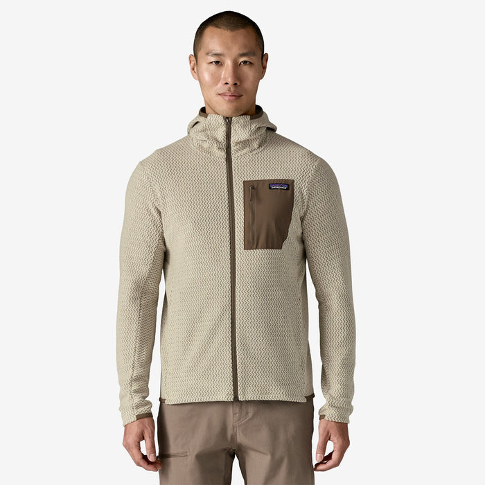Model is 6'1½" wearing a size medium