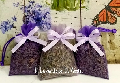 Sacchetti lavanda economici. Pensierino di Natale meno di 3 euro, idea regalo natale meno di 4 euro. Sacchetti lavanda  in organza, sacchetti lavanda offerta, idee regalo di Natale economiche, sacchetti per profumare armadio. sacchetti di lavanda economici, idee regalo alla lavanda