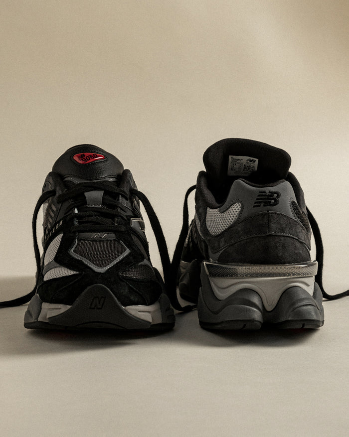 New Balance U90/60BLK onfeet