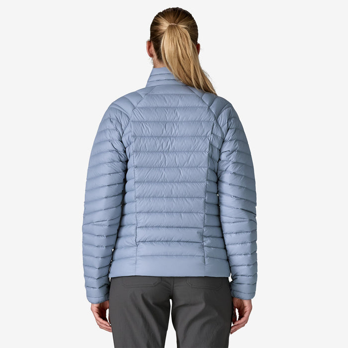 Model is 5'9½" wearing a size small
