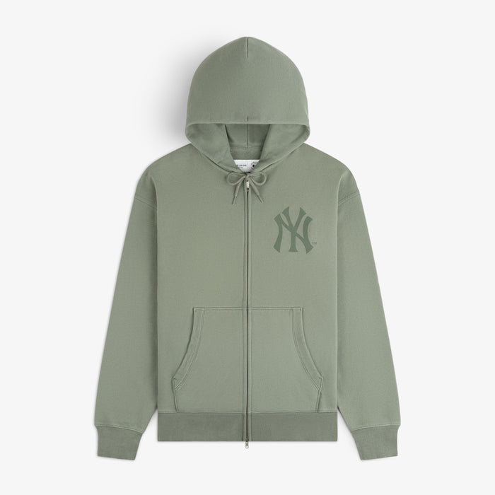 Yankees Washed Full-Zip Hoodie in light green with front pockets and NY Yankees logo on the left chest.